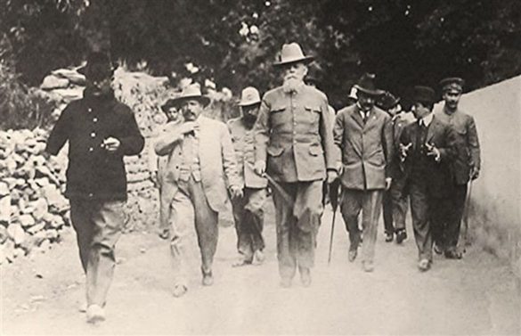 4575639358_a221d79014_o (1)